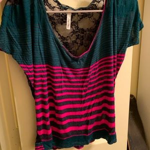 Cowl bleu lace back blouse